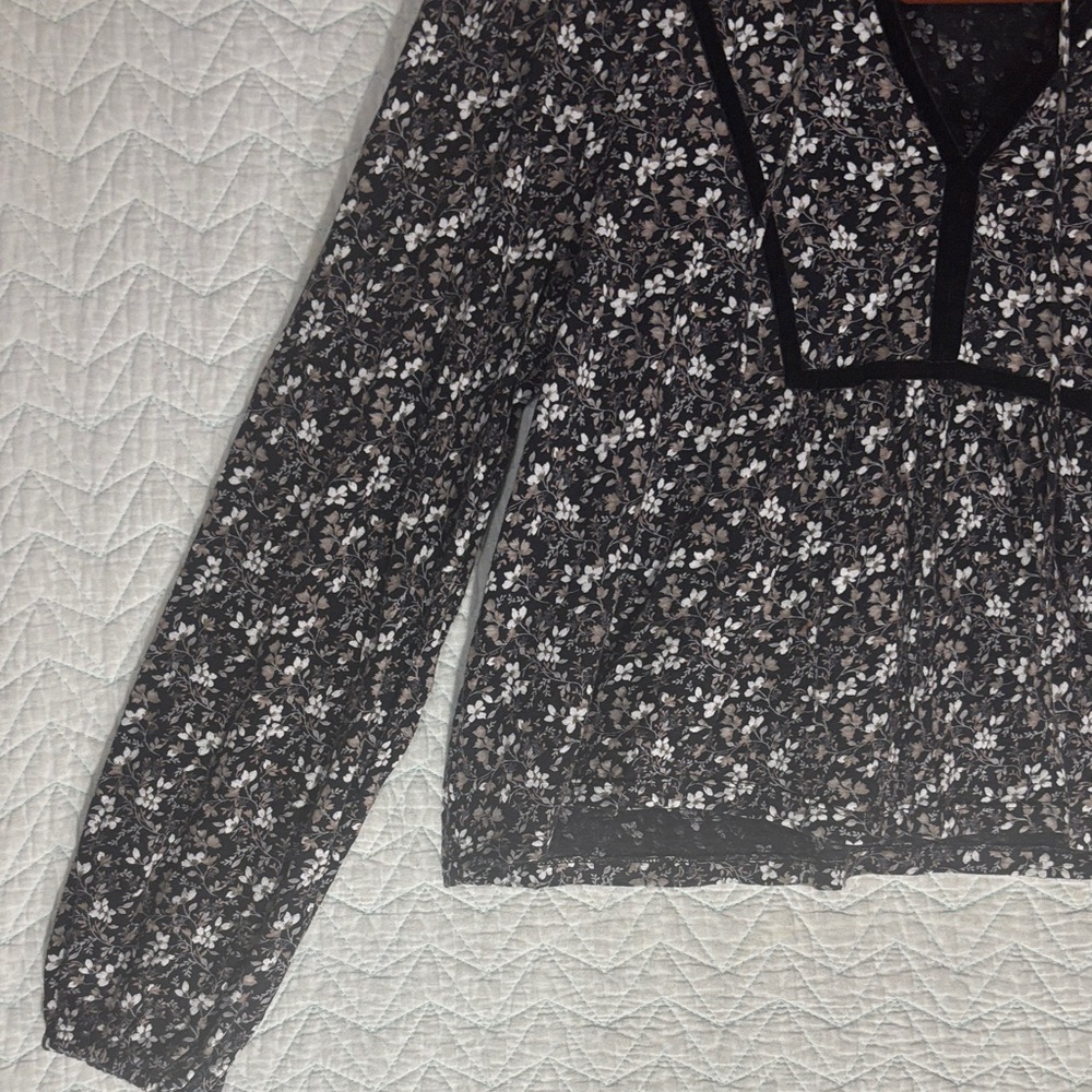 Lucky Brand Black Floral Long-Sleeve Peasant Blouse - Picture 4 of 11